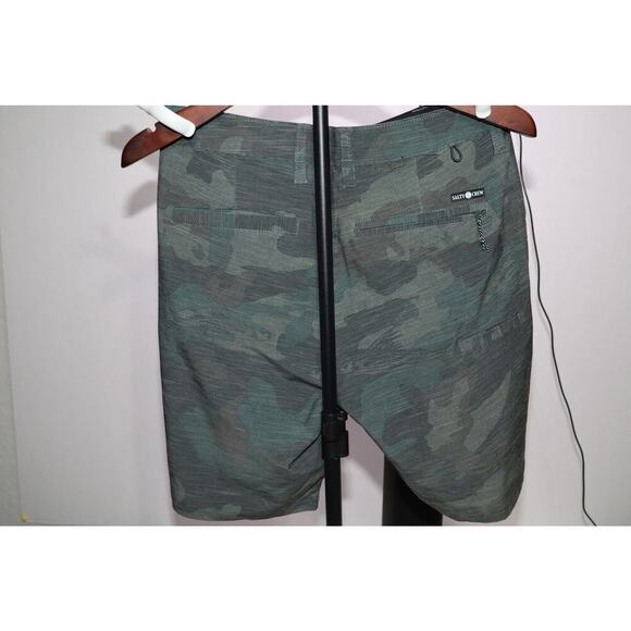Men's Salty Crew Camo Shorts-Size 28- 19" Midleg - Picture 4 of 5